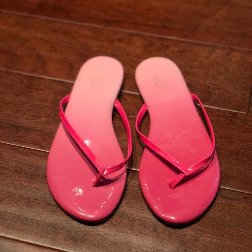 Fun Old Navy Flip Flops. Pink, Size 8.